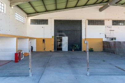 Negócio para Venda em Samora Correia