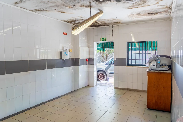 Negócio para Venda em Samora Correia Foto 30