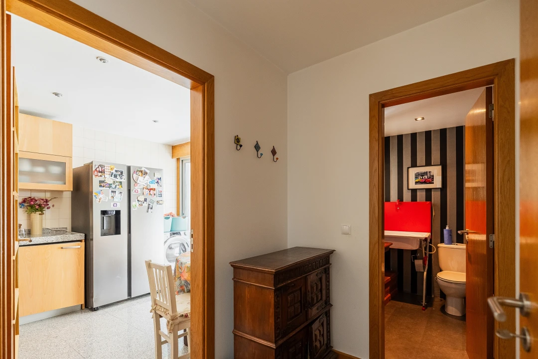 Apartamento T3 para Venda em Carcavelos e Parede Foto 32