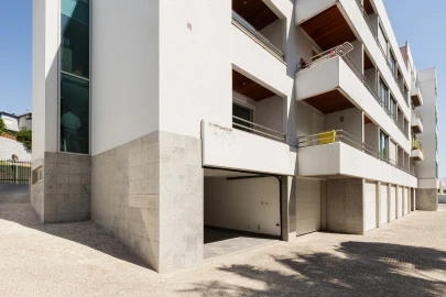 Apartamento T3 para Venda em Carcavelos e Parede