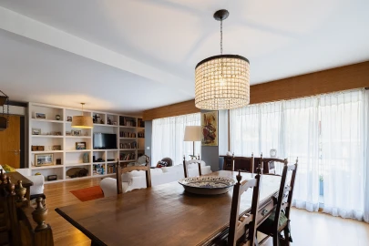 Apartamento T3 para Venda em Carcavelos e Parede