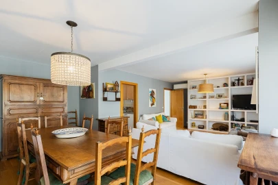 Apartamento T3 para Venda em Carcavelos e Parede