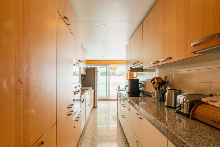 Apartamento T3 para Venda em Carcavelos e Parede Foto 25