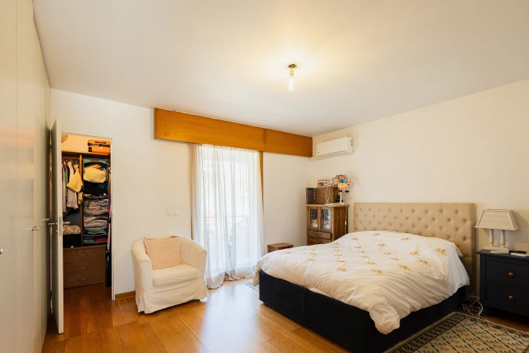 Apartamento T3 para Venda em Carcavelos e Parede Foto 6