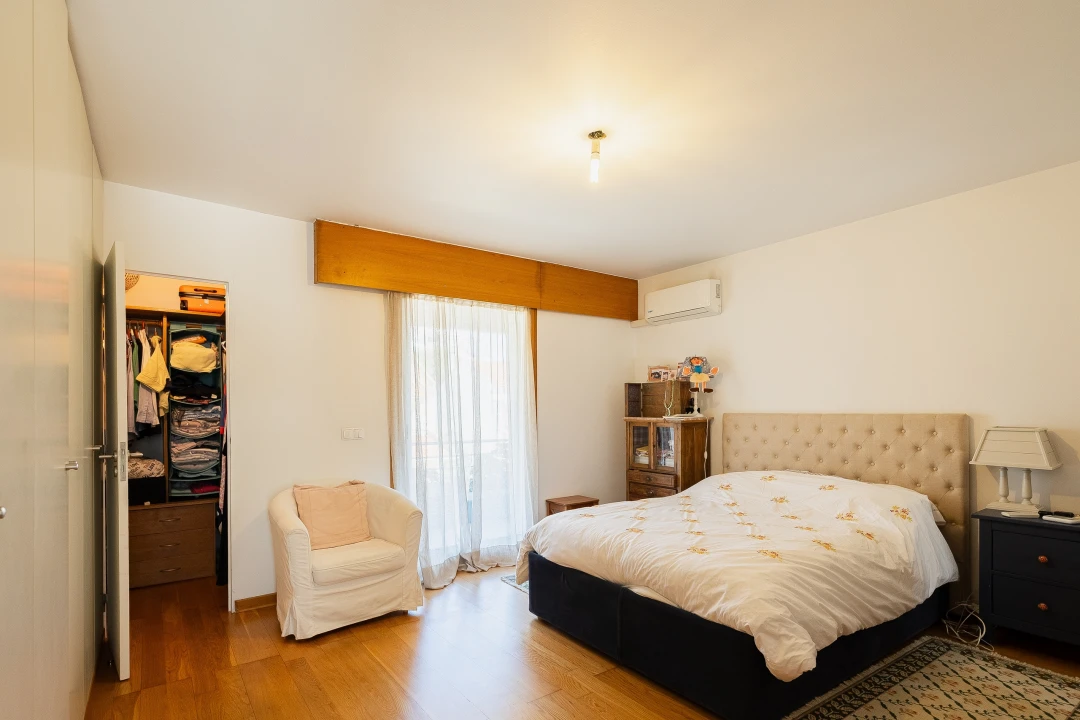 Apartamento T3 para Venda em Carcavelos e Parede Foto 6