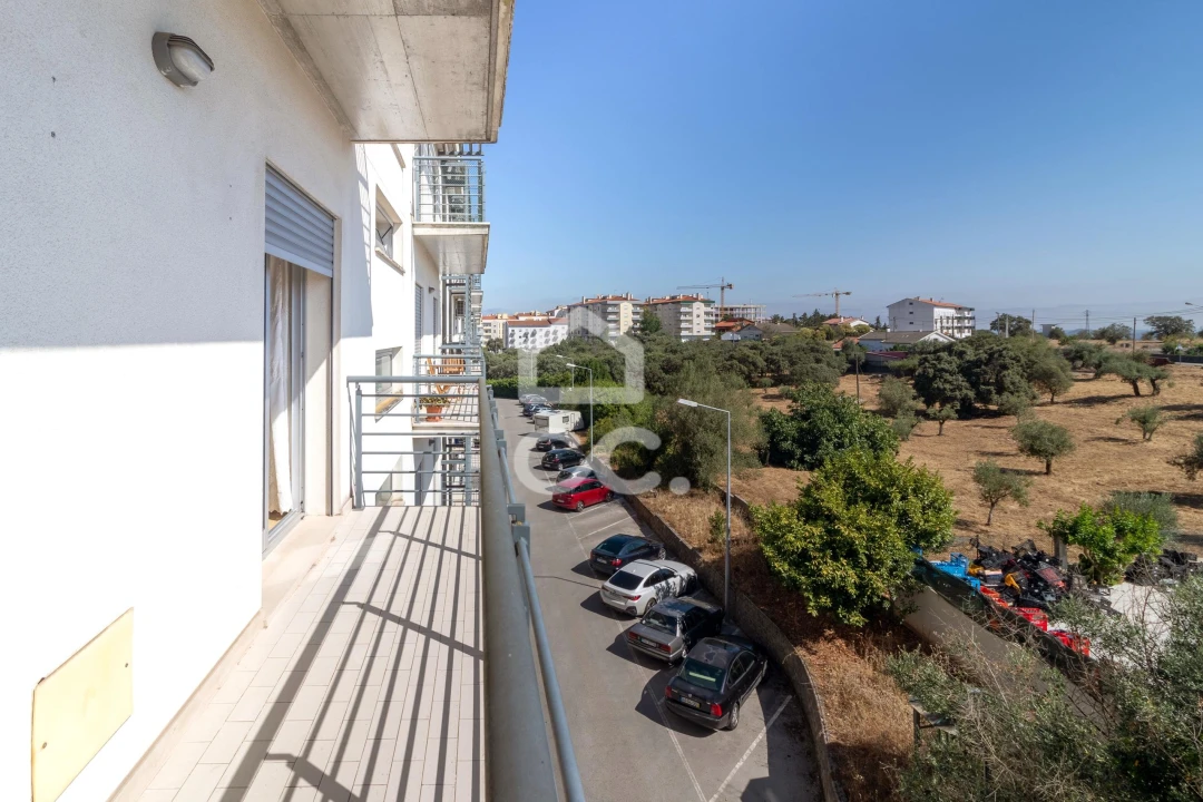 Apartamento T2 para Venda em Fatima Foto 20