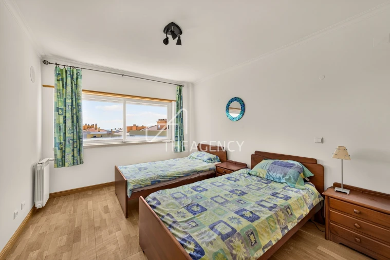 Apartamento T3 para Venda em Carcavelos e Parede Foto 25