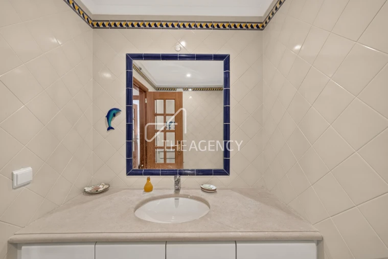 Apartamento T3 para Venda em Carcavelos e Parede Foto 9