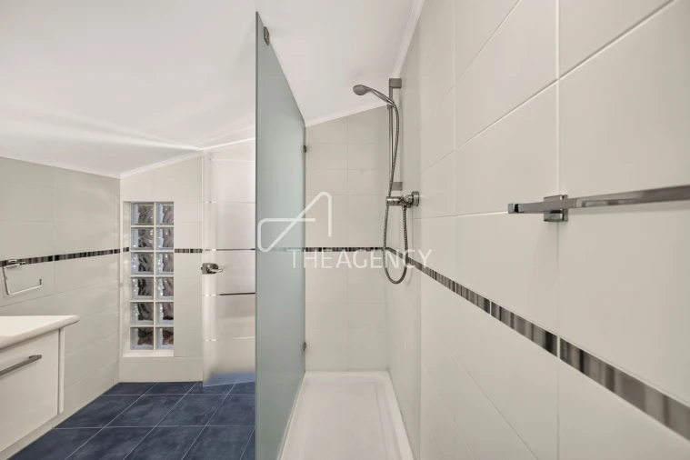Apartamento T3 para Venda em Carcavelos e Parede Foto 37