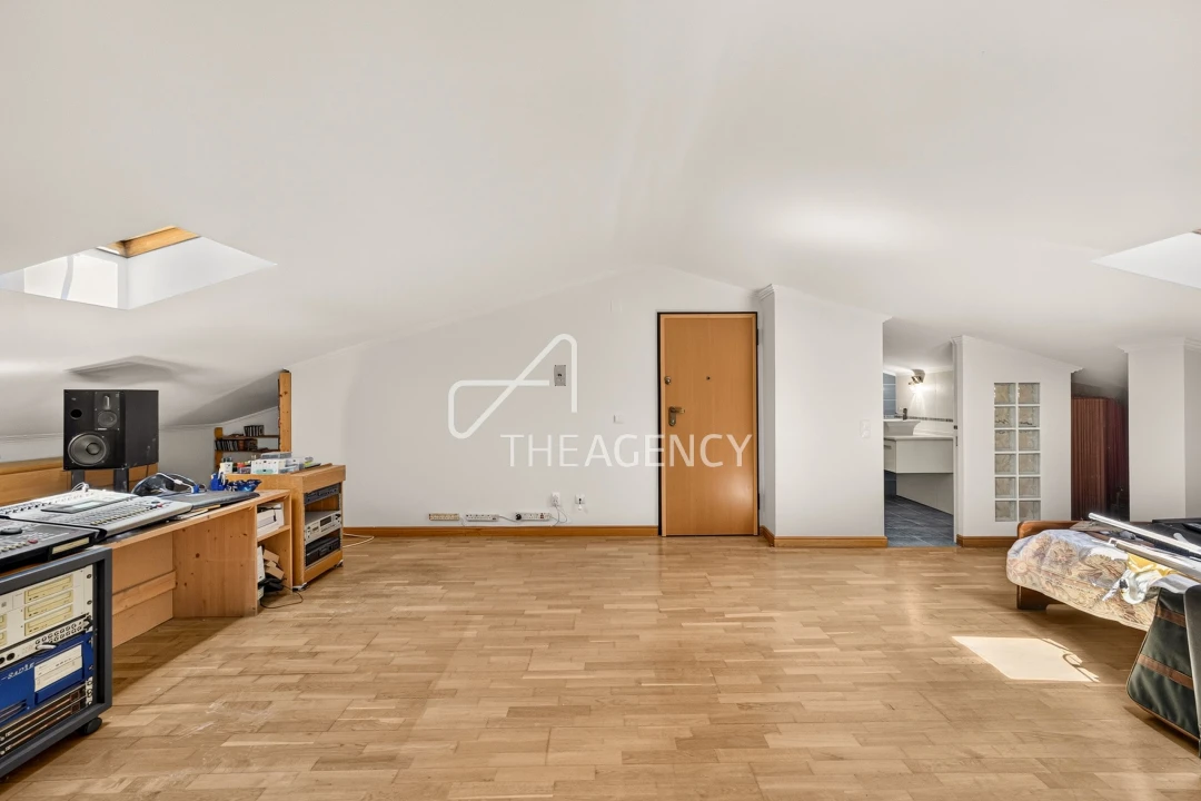 Apartamento T3 para Venda em Carcavelos e Parede Foto 35