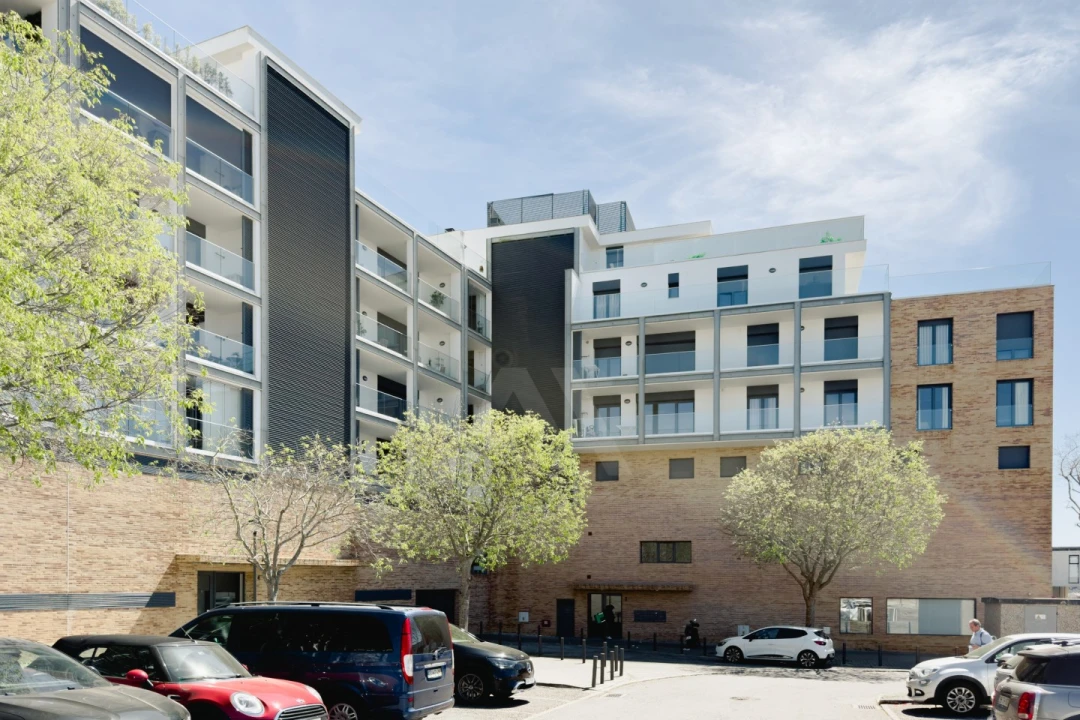 Apartamento T3 para Venda em Porto Salvo Foto 43