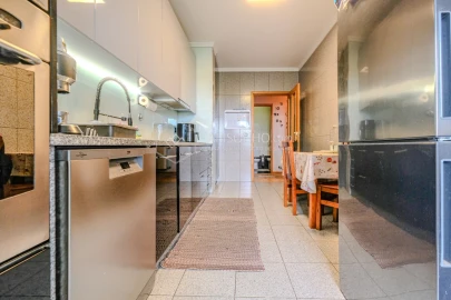 Apartamento T2 para Venda em Gondomar (São Cosme), Valbom e Jovim