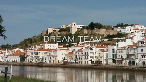 Apartamento T2 para Venda em Santa Maria do Castelo e Santiago e Santa Susana
