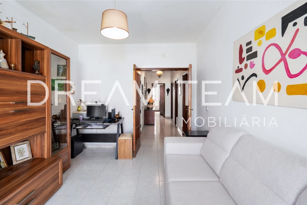 Apartamento T2 para Venda em Santa Maria do Castelo e Santiago e Santa Susana Foto 3