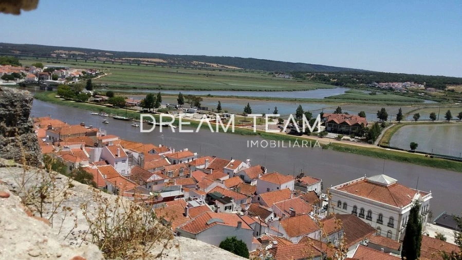 Apartamento T2 para Venda em Santa Maria do Castelo e Santiago e Santa Susana Foto 25