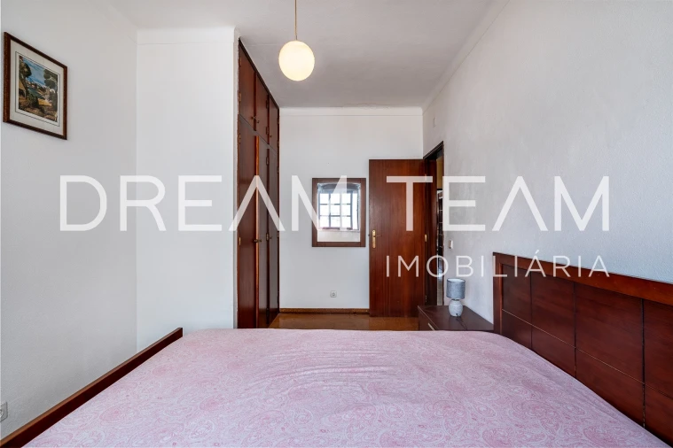 Apartamento T2 para Venda em Santa Maria do Castelo e Santiago e Santa Susana Foto 15