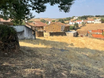 Quinta T3 para Venda em Terena (São Pedro)