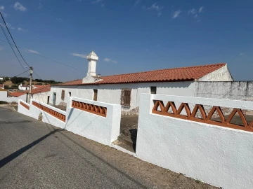 Quinta T3 para Venda em Terena (São Pedro)