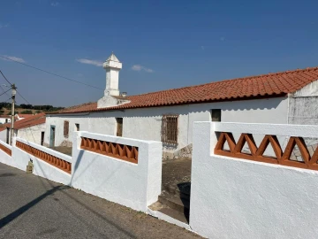 Quinta T3 para Venda em Terena (São Pedro)
