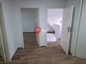 Moradia T2 para Arrendamento em Sabugal e Aldeia de Santo António