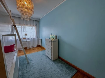 Apartamento T4 para Arrendamento em Bonfim