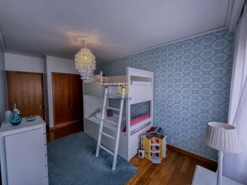 Apartamento T4 para Arrendamento em Bonfim