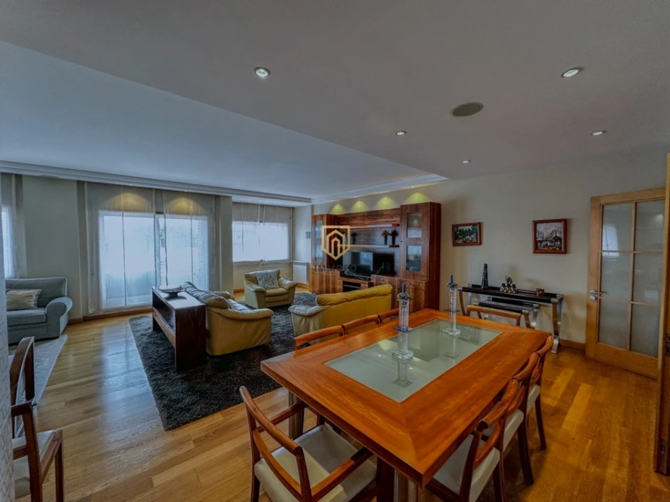 Apartamento T4 para Arrendamento em Bonfim Foto 30