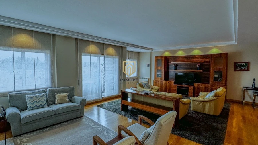 Apartamento T4 para Arrendamento em Bonfim