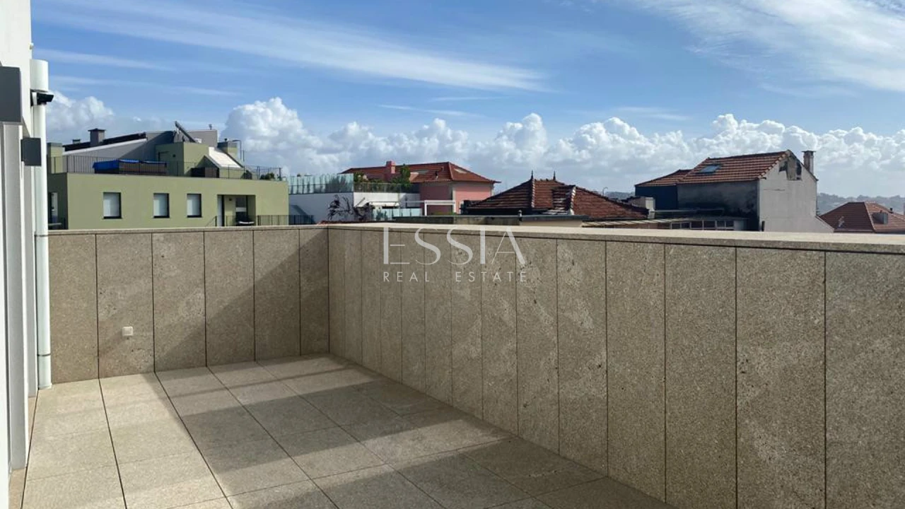 Apartamento T1 para Arrendamento em Aldoar, Foz do Douro e Nevogilde Foto 2