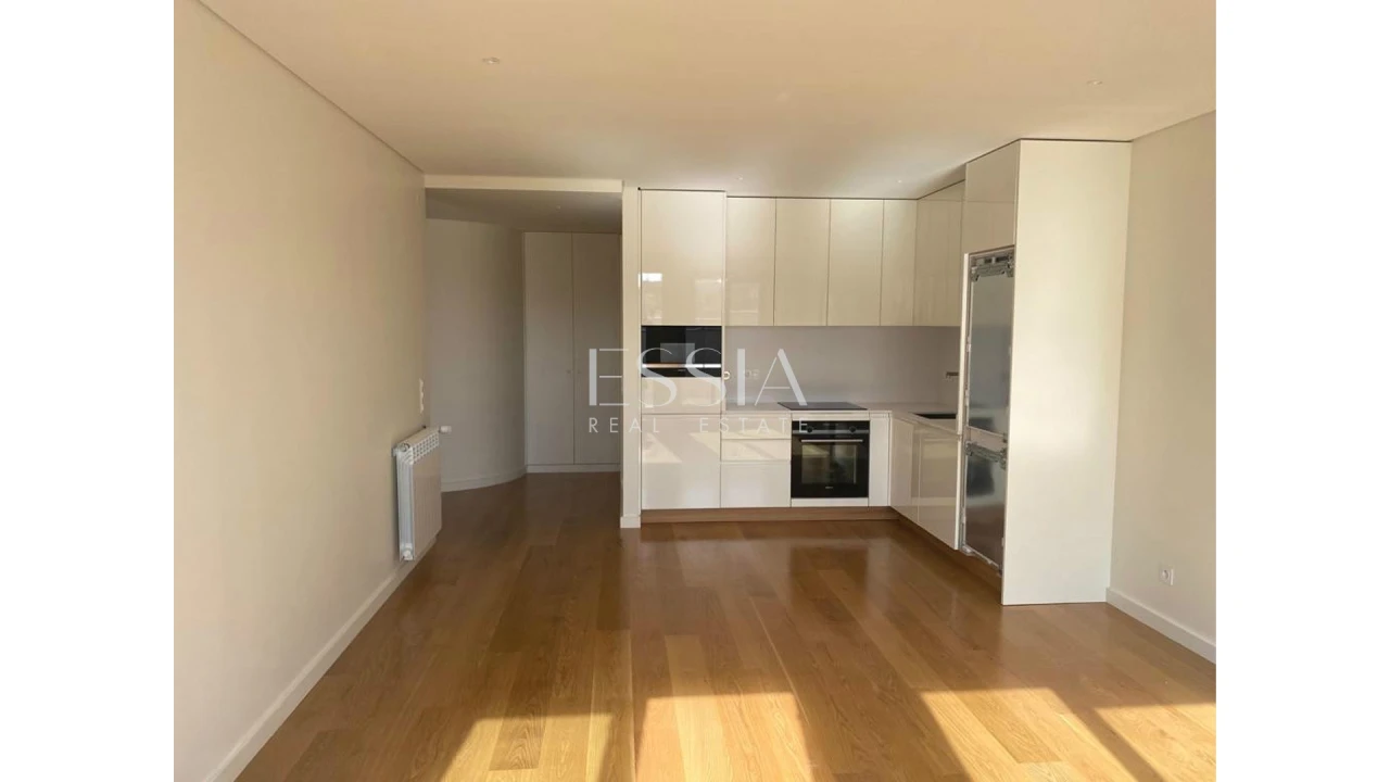 Apartamento T1 para Arrendamento em Aldoar, Foz do Douro e Nevogilde Foto 4