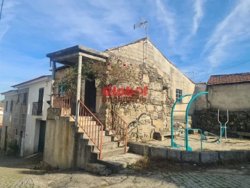 Moradia T2 para Venda em Seixo da Beira