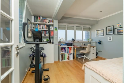 Apartamento T4 para Venda em Benfica