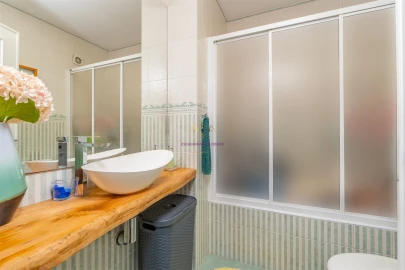 Apartamento T4 para Venda em Benfica