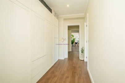 Apartamento T4 para Venda em Benfica