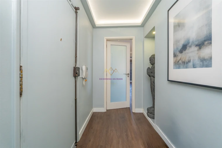 Apartamento T4 para Venda em Benfica Foto 13