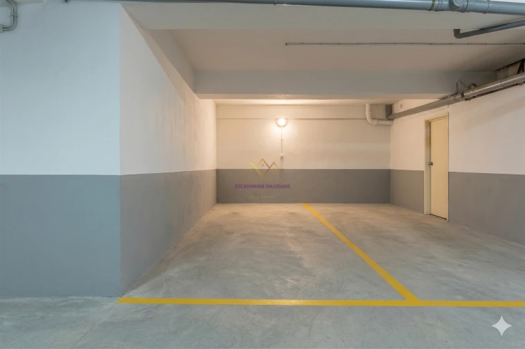 Apartamento T4 para Venda em Benfica Foto 34