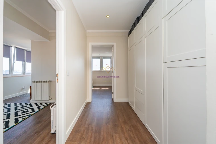 Apartamento T4 para Venda em Benfica Foto 18