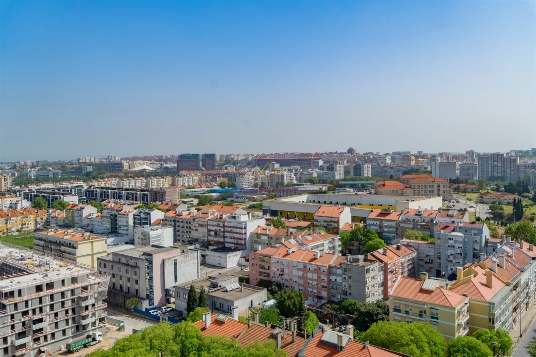 Apartamento T4 para Venda em Benfica Foto 32