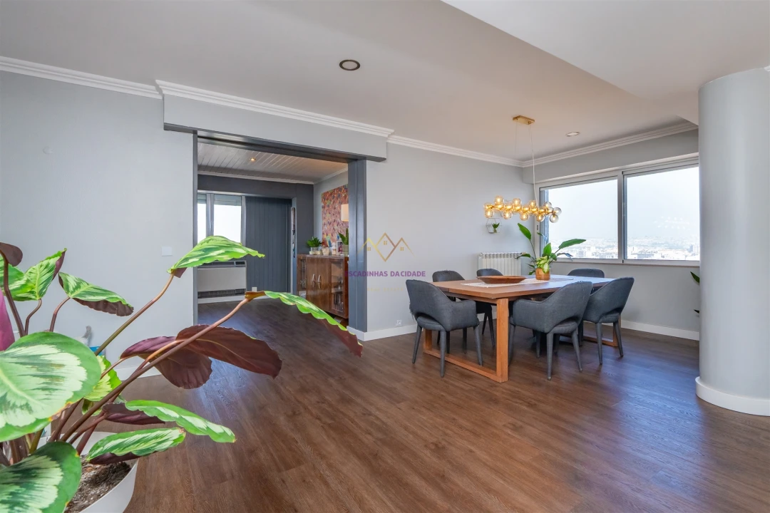 Apartamento T4 para Venda em Benfica Foto 8