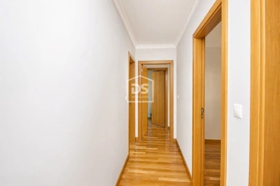 Apartamento T3 para Venda em Silvares, Pias, Nogueira e Alvarenga