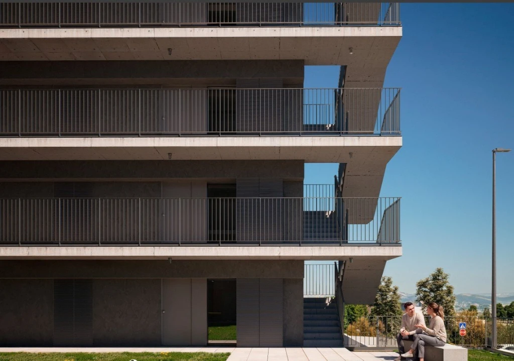 Apartamento T2 para Venda em Vilar de Andorinho Foto 1