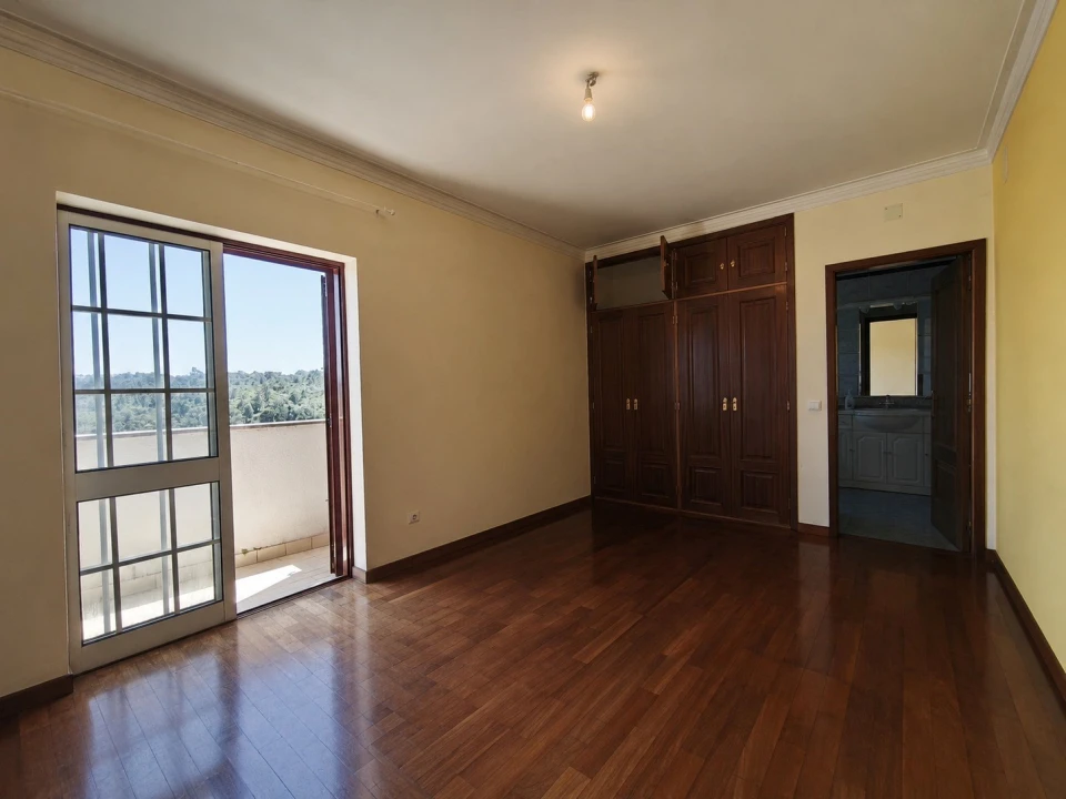 Moradia T9 para Venda em Santa Clara e Castelo Viegas Foto 14