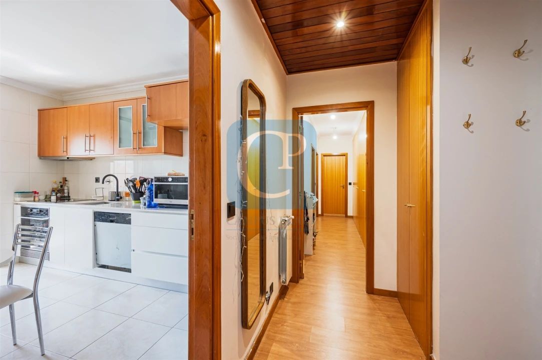 Apartamento T2 para Arrendamento em São Mamede de Infesta e Senhora da Hora Foto 15