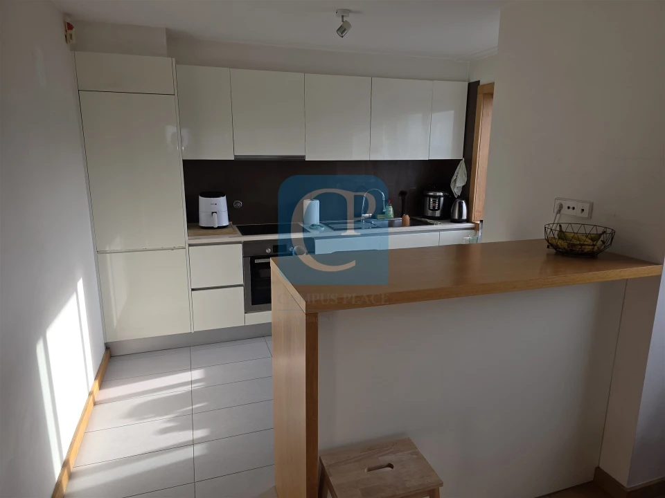 Apartamento T1 para Arrendamento em Paranhos Foto 1