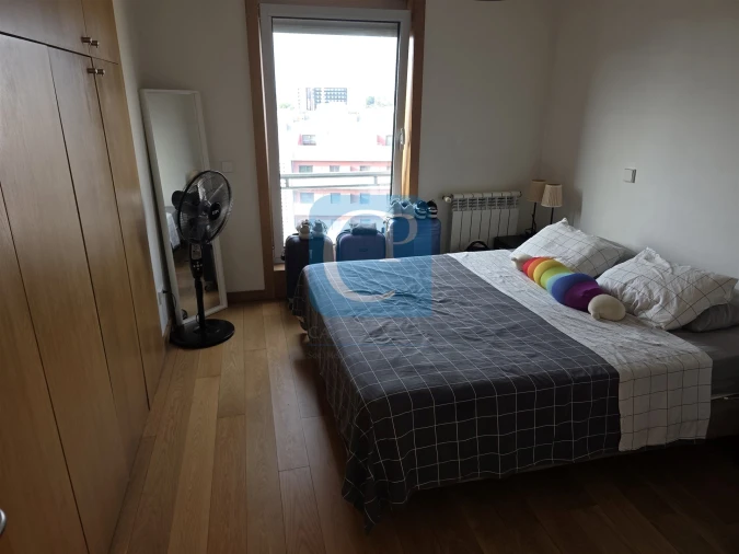 Apartamento T1 para Arrendamento em Paranhos Foto 5