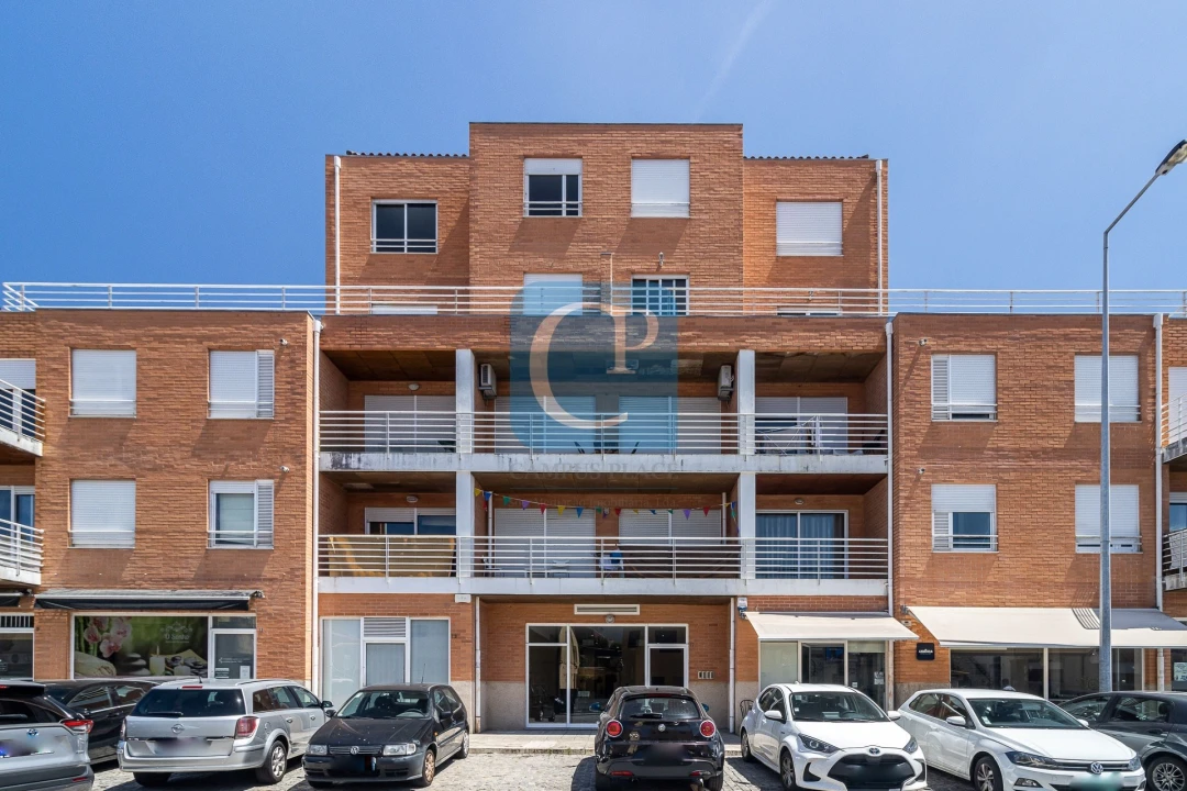 Apartamento T2 para Arrendamento em São Mamede de Infesta e Senhora da Hora Foto 1