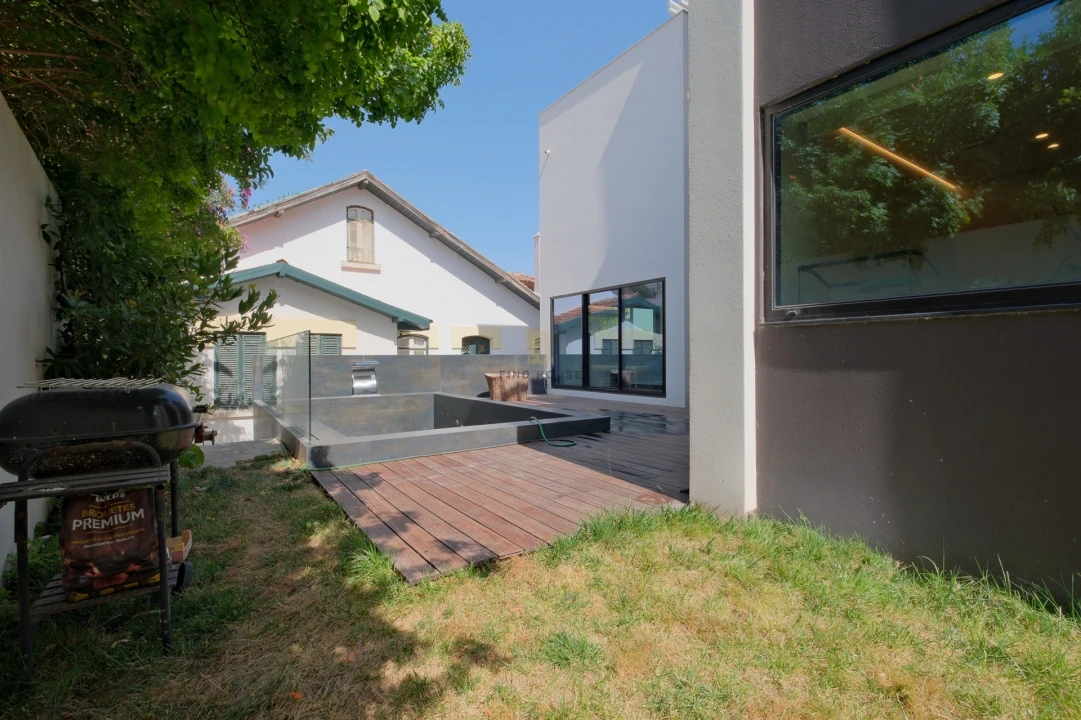 Apartamento T4 para Venda em Cascais e Estoril Foto 43