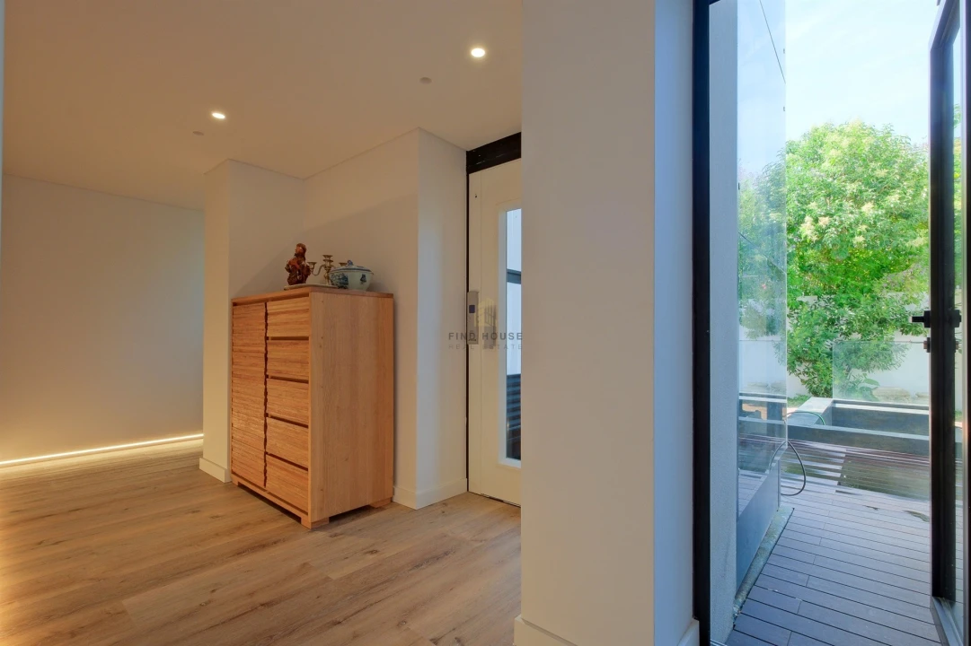 Apartamento T4 para Venda em Cascais e Estoril Foto 21