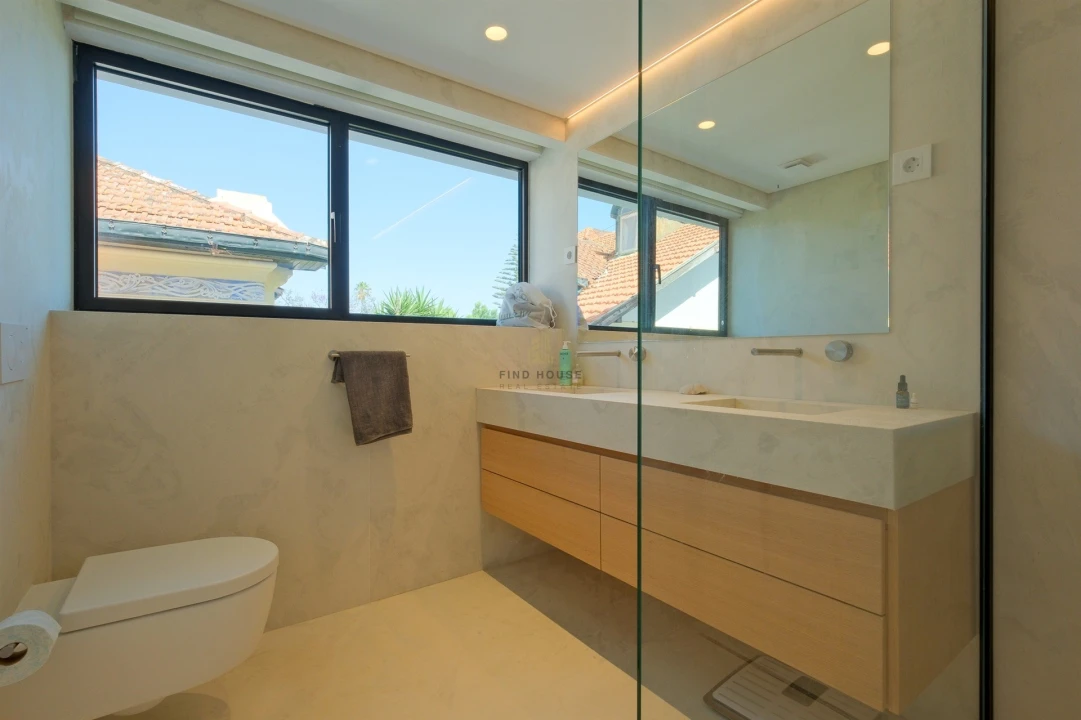 Apartamento T4 para Venda em Cascais e Estoril Foto 17