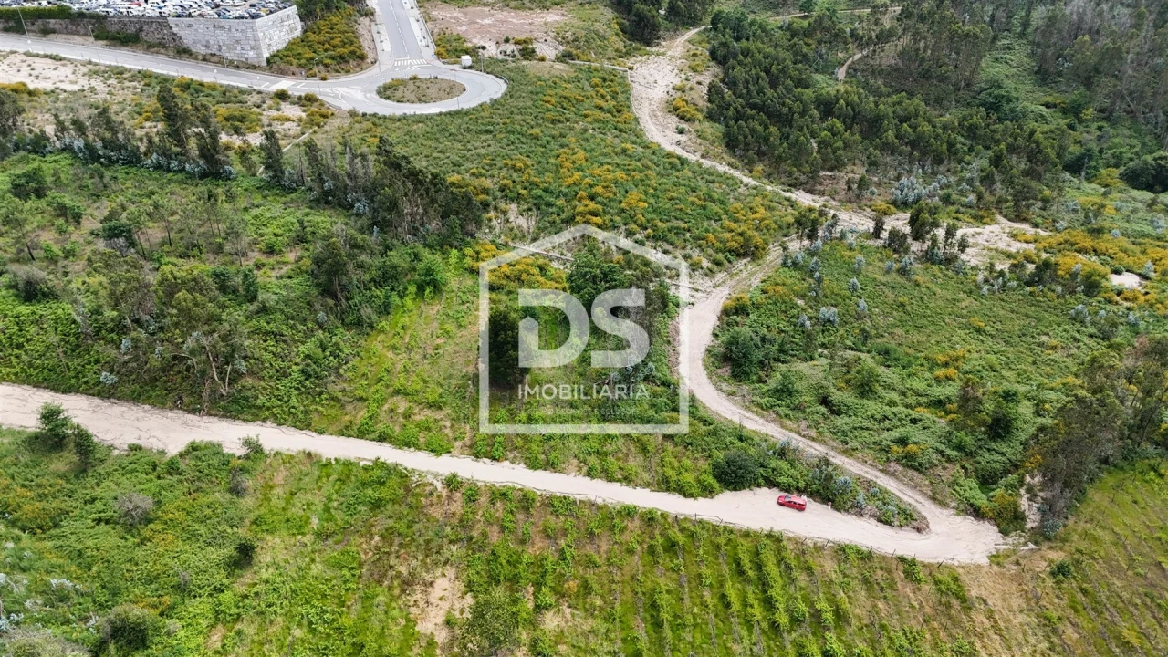 Terreno Comércio / Armazém para Venda em Caide de Rei Foto 3
